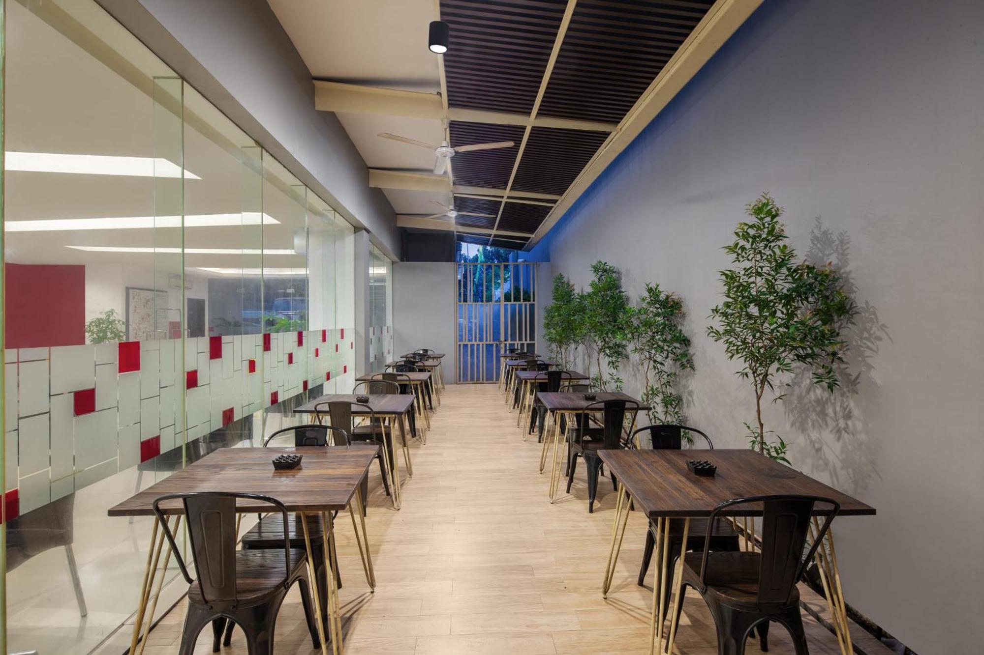 Amaris Hotel Pancoran Джакарта Экстерьер фото