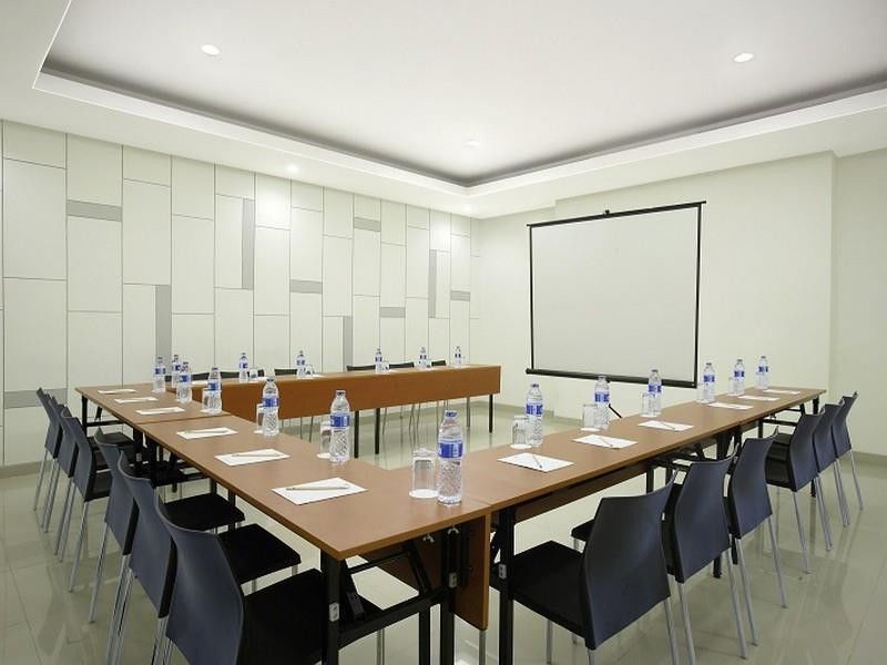 Amaris Hotel Pancoran Джакарта Экстерьер фото